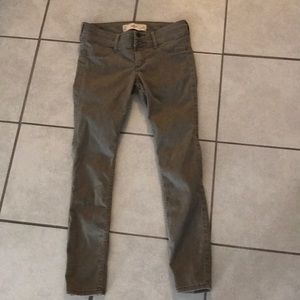 Hollister  green jeans size 1